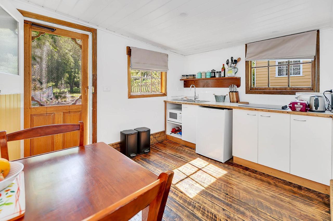 Blackwood Park Cottages Mole Creek Екстер'єр фото