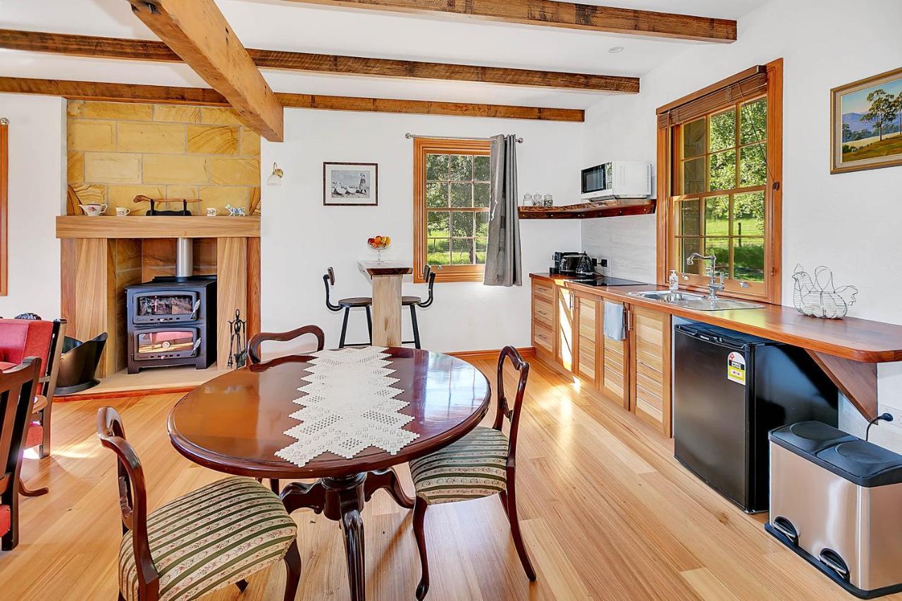 Blackwood Park Cottages Mole Creek Екстер'єр фото
