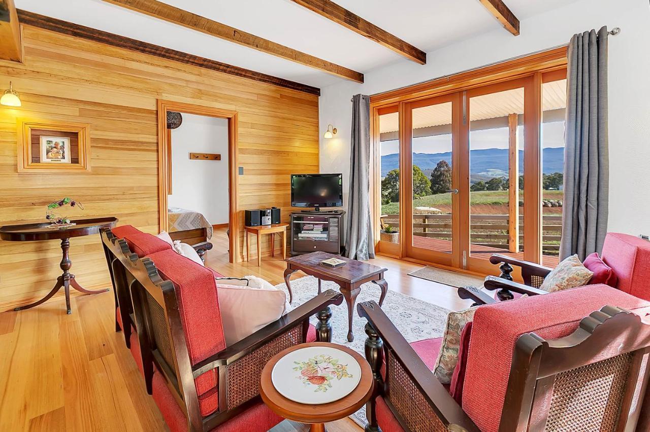 Blackwood Park Cottages Mole Creek Екстер'єр фото